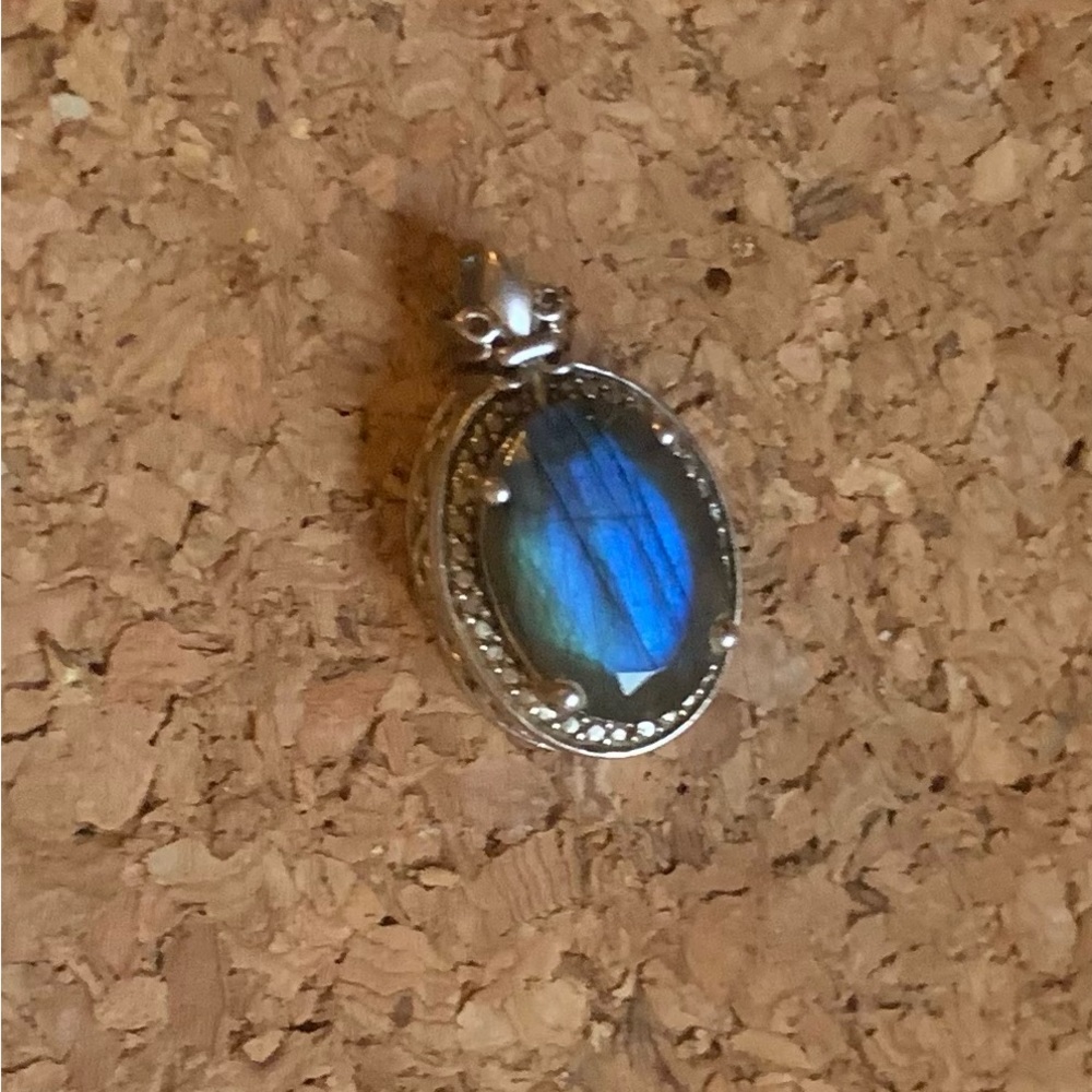 Labradorite Pendant SS - Picture 5 of 7